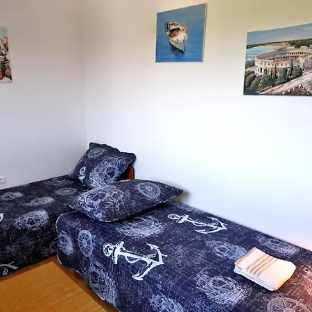 Apartment App Sailboat Near City Center And Beach *